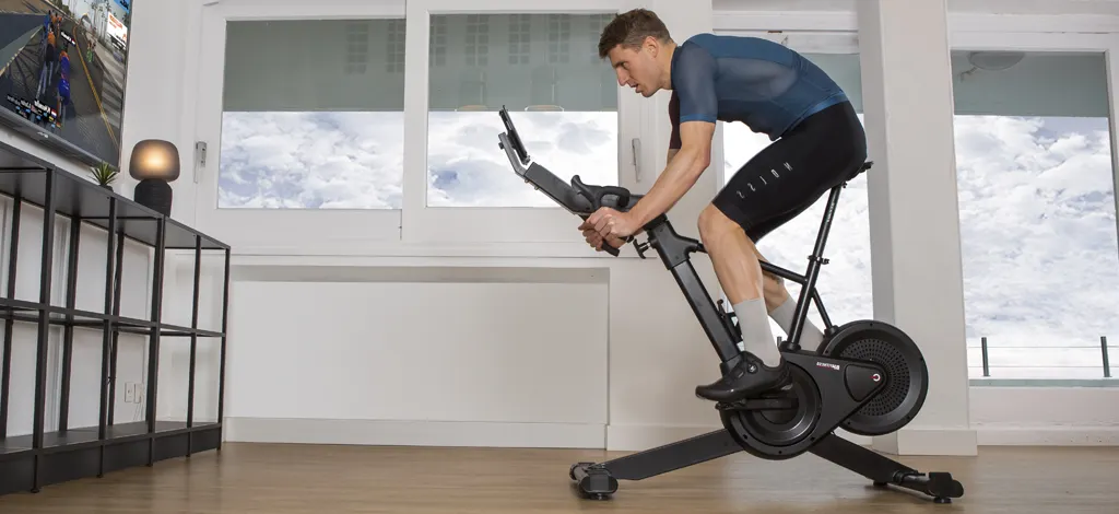 Smart bikes e rolos de treino